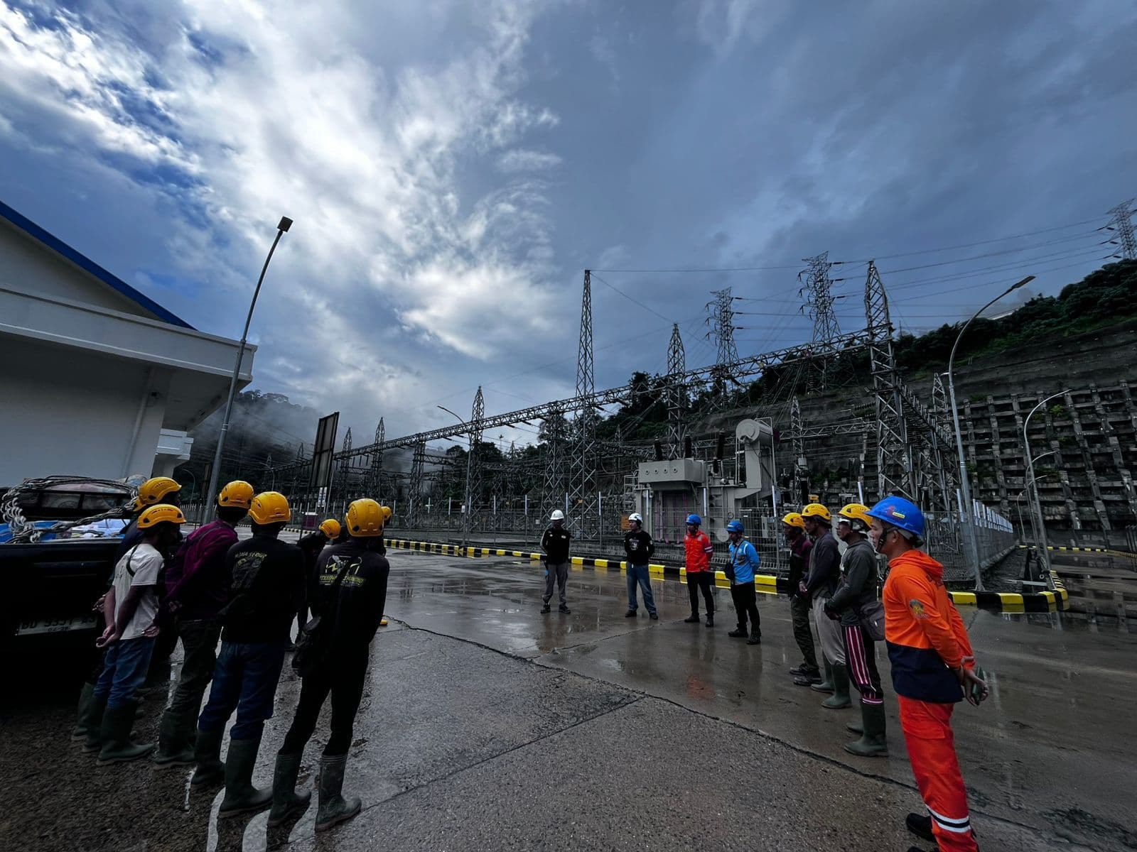 Pemulihan Listrik Sumatera Dipercepat, Respons Cepat PLN Dinilai Efektif Tangani Blackout Akibat Gangguan Transmisi