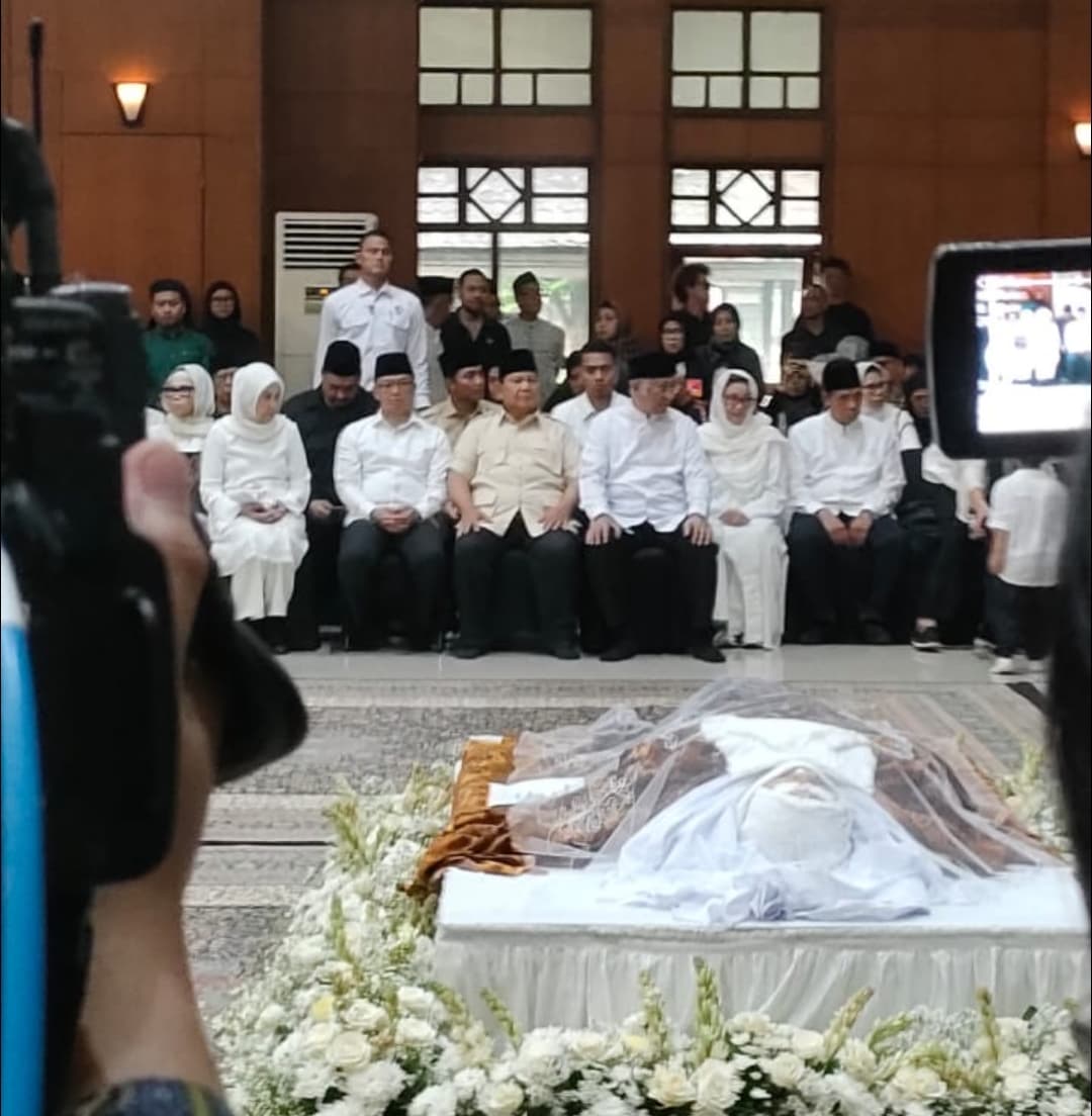 Presiden Prabowo Subianto Beri Penghormatan Terakhir kepada Eddie Marzuki Nalapraya, Tokoh Pencak Silat Dunia