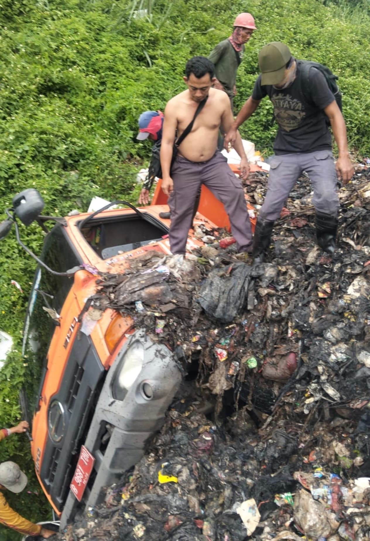 Poros Rawamangun Bakal Laporkan Agung Pujo Winarko Terkait Tragedi Longsor TPST Bantar Gebang